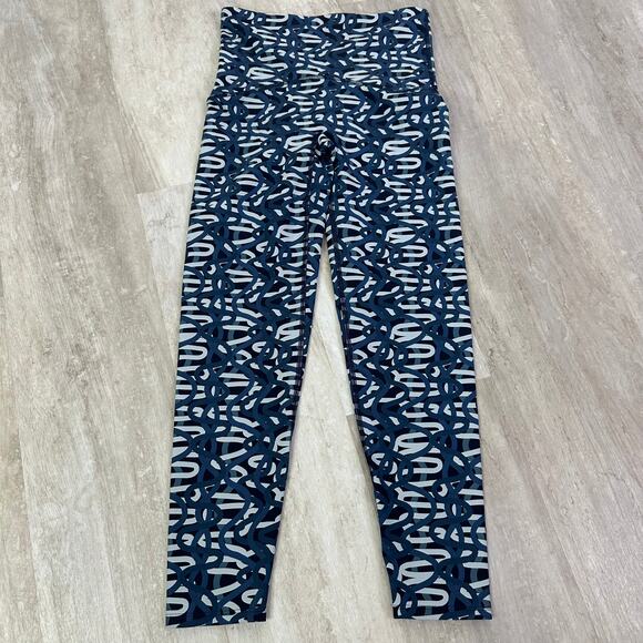 Spanx Illuminate Her 7/8 Leggings in Making Waves Navy Size Small - Picture 2 of 9